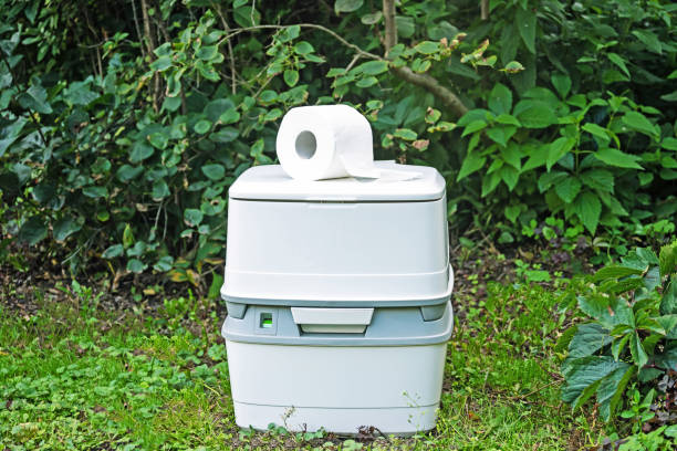 Best Portable restroom trailer rental  in Newkirk, OK